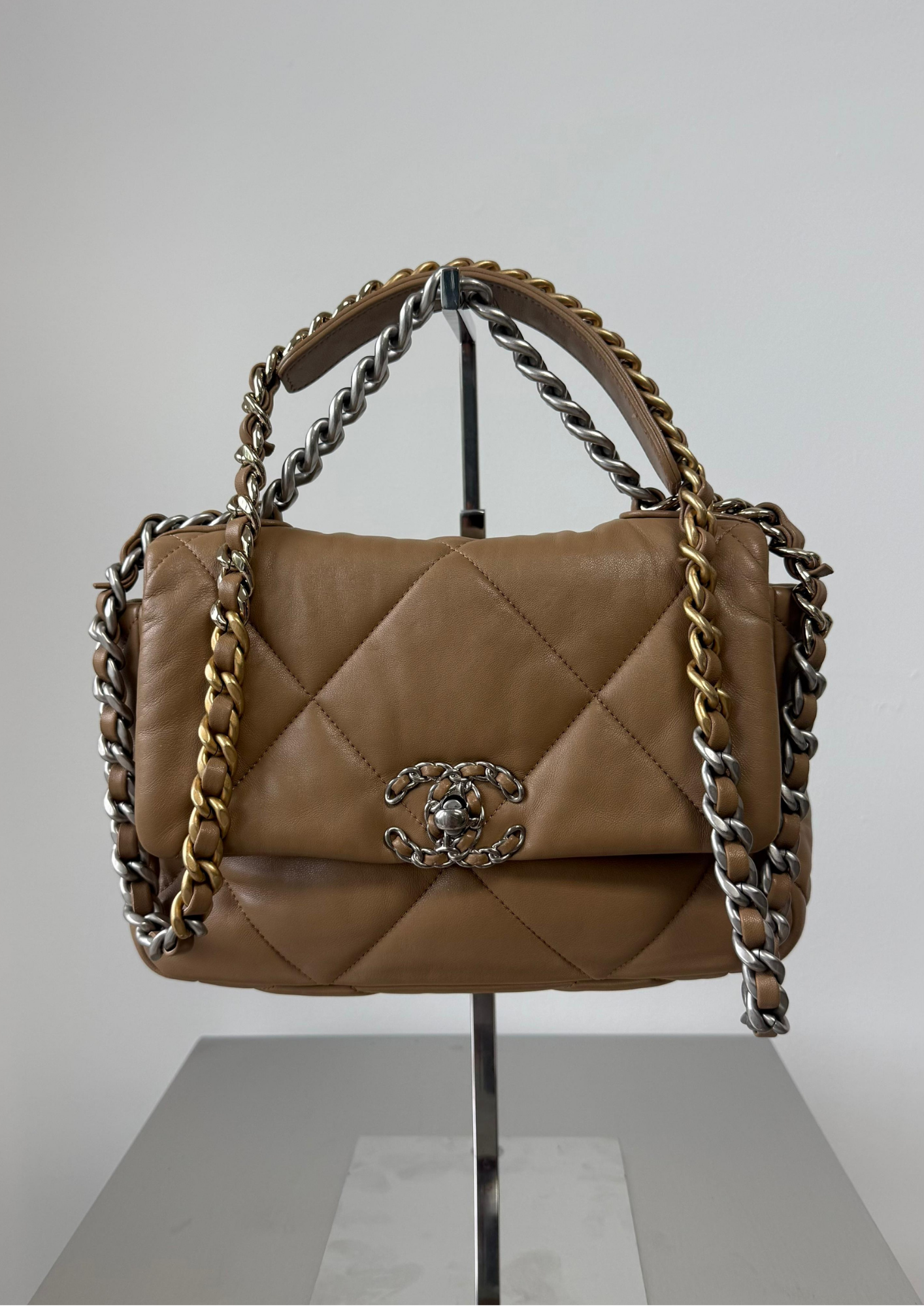 19 Small Flap Bag