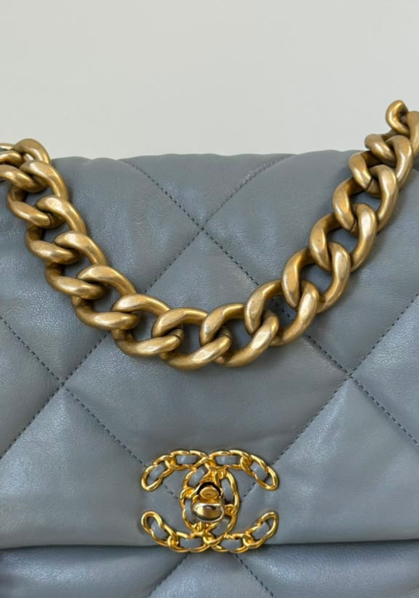 19 Medium Bag
