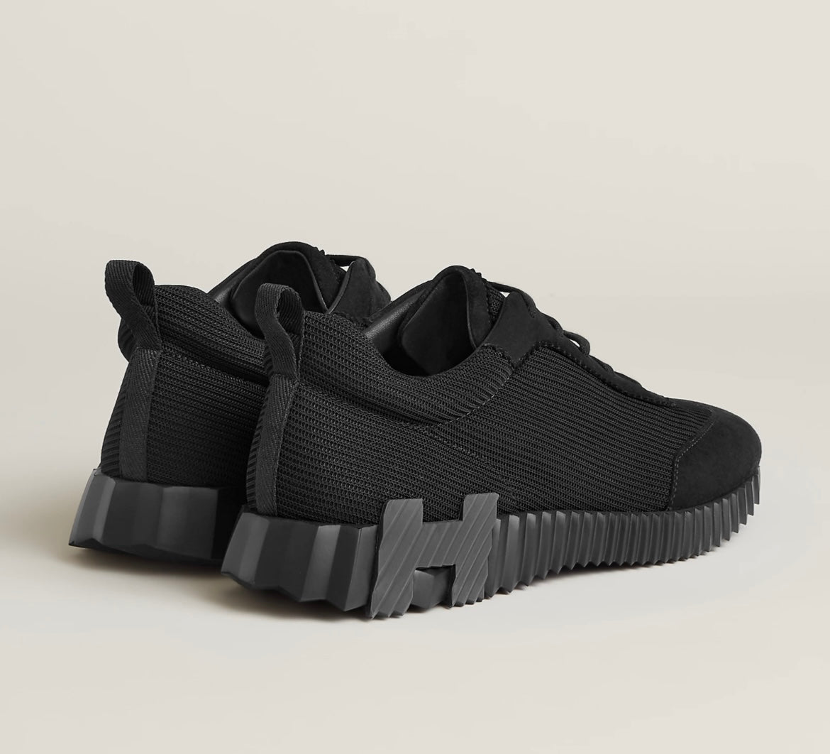 Bouncing sneaker