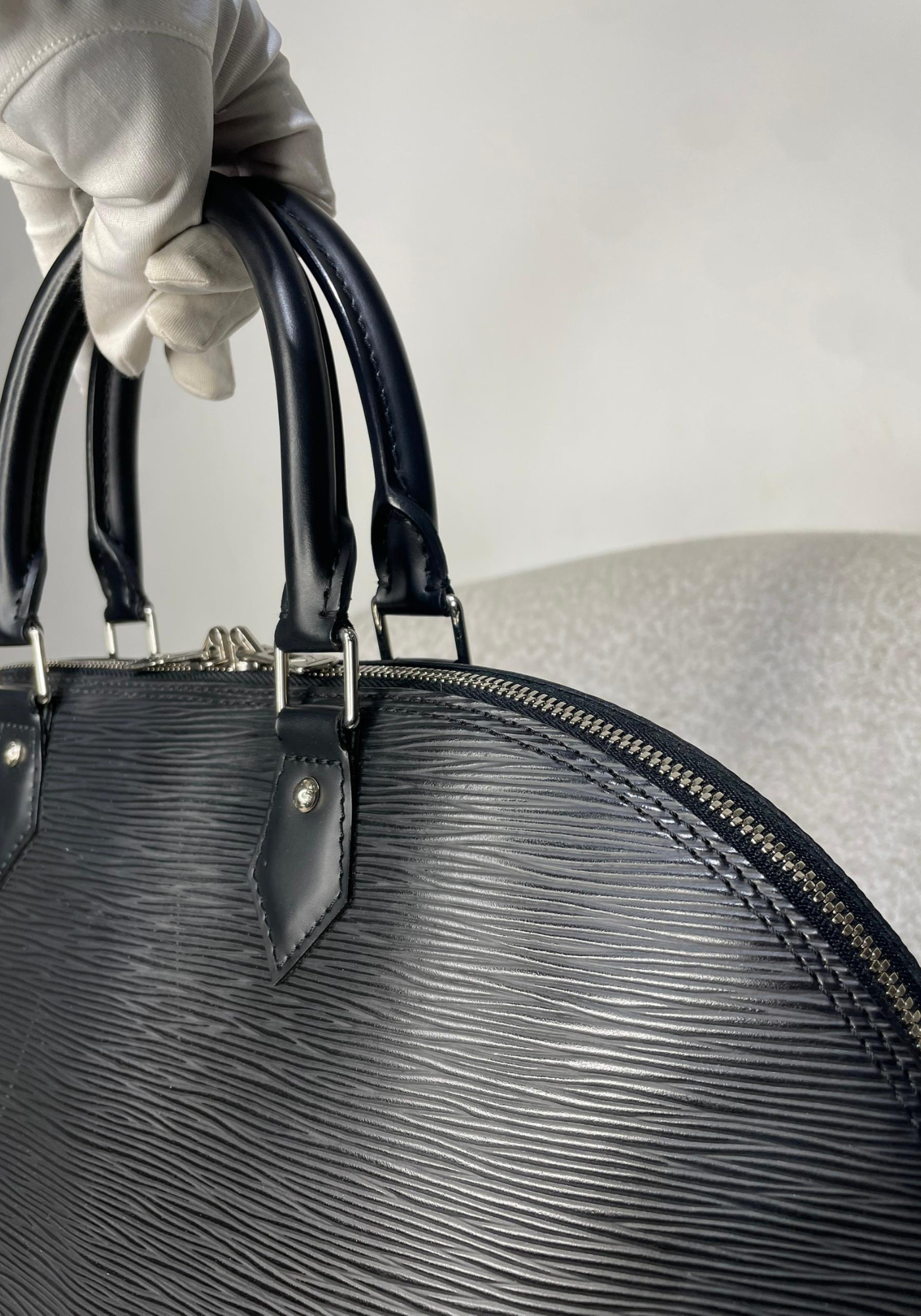 Alma Epi Leather Bag