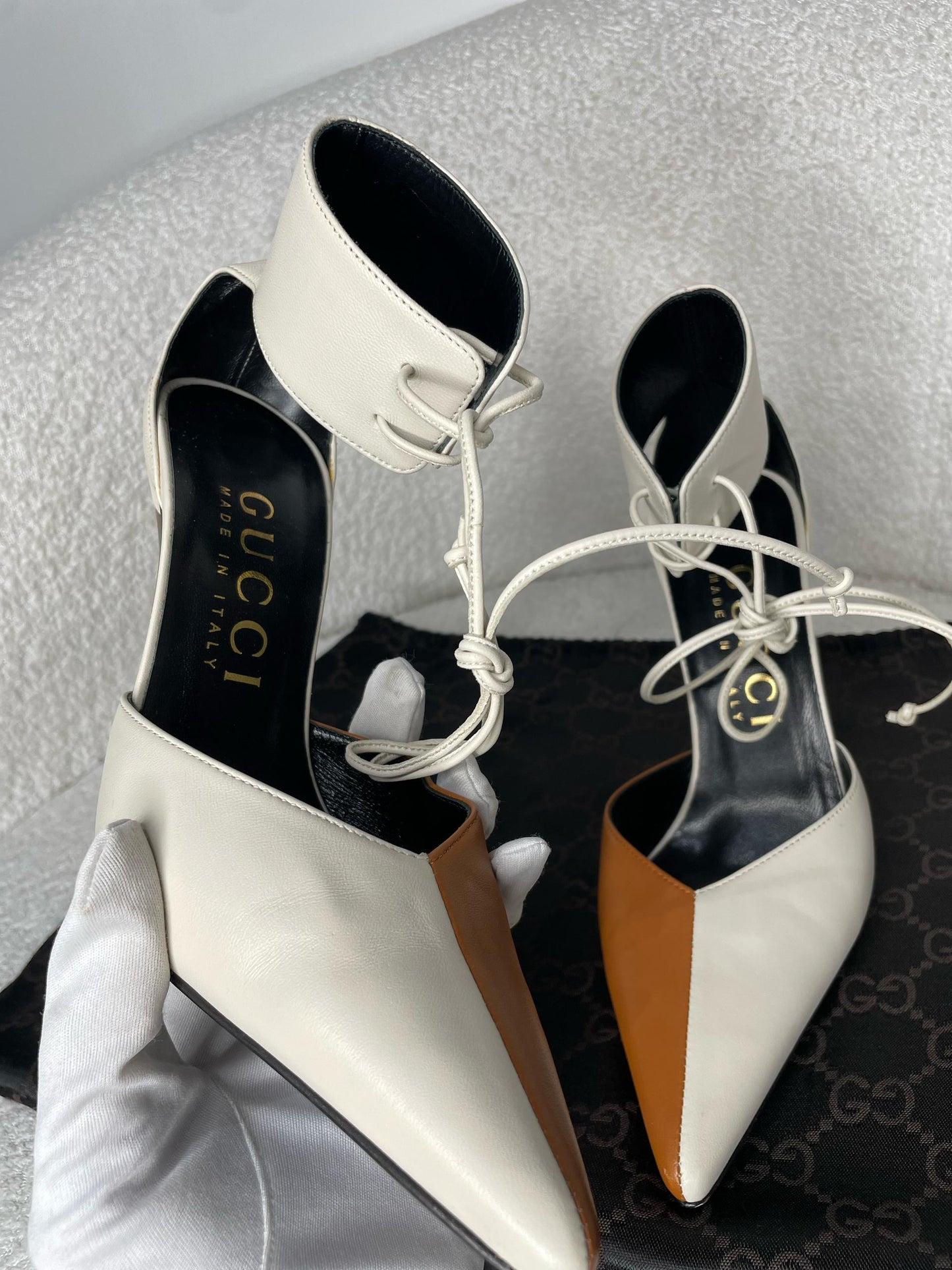 Two tone Leather Pumps