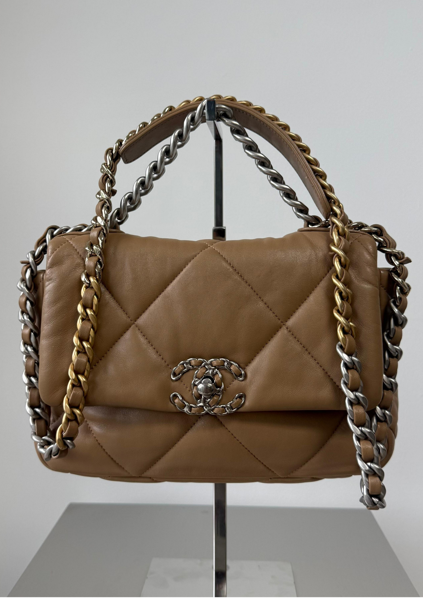 19 Small Flap Bag