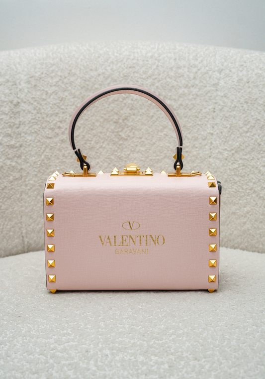 Grainy Calfskin Rockstud