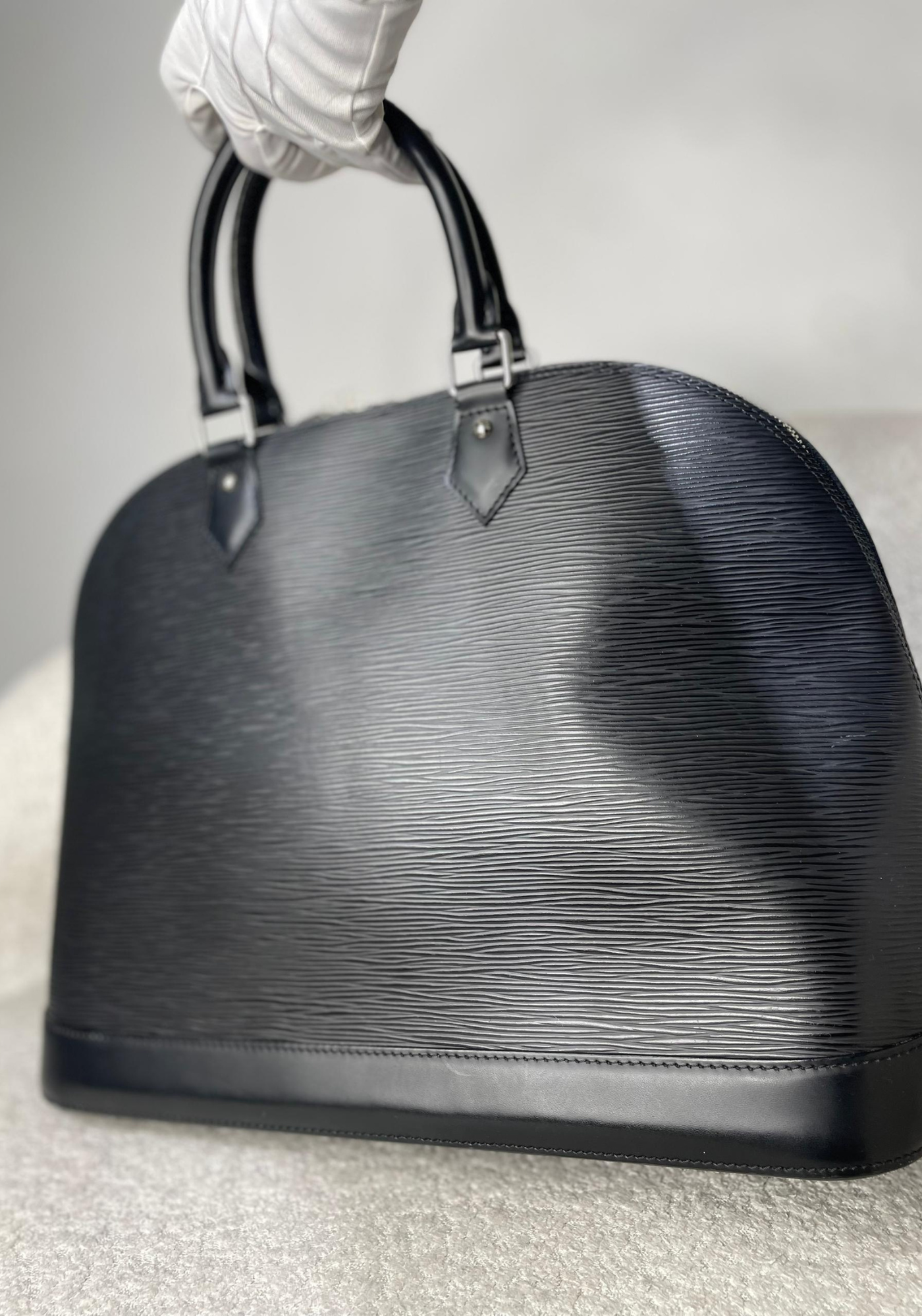 Alma Epi Leather Bag