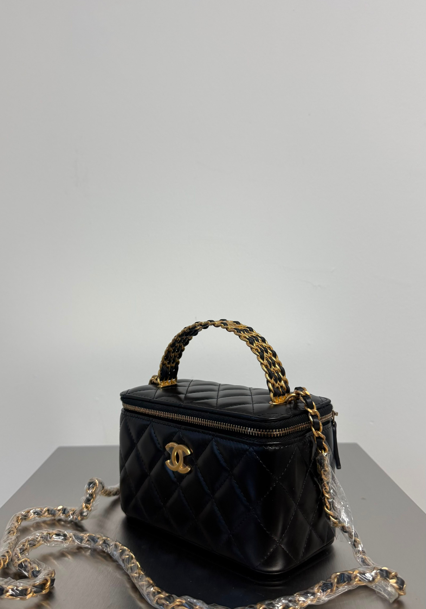 BRAND NEW - Vanity Case With Handle