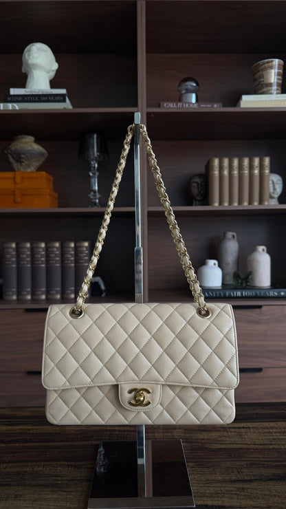 Medium Classic Flap Bag