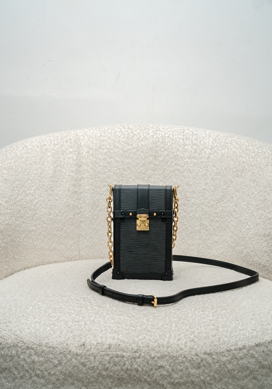 Epi Vertical Trunk Pochette