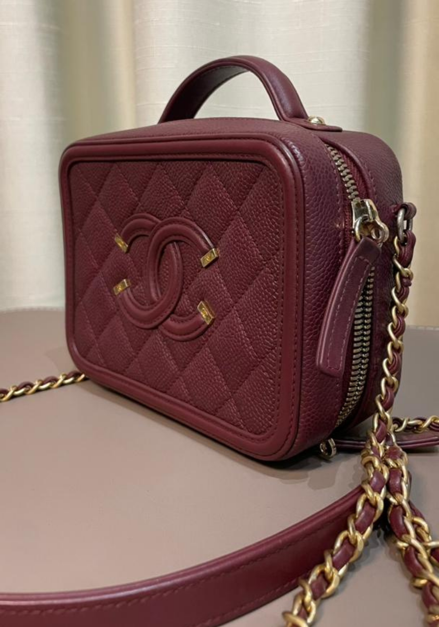 Filigree Vanity Case