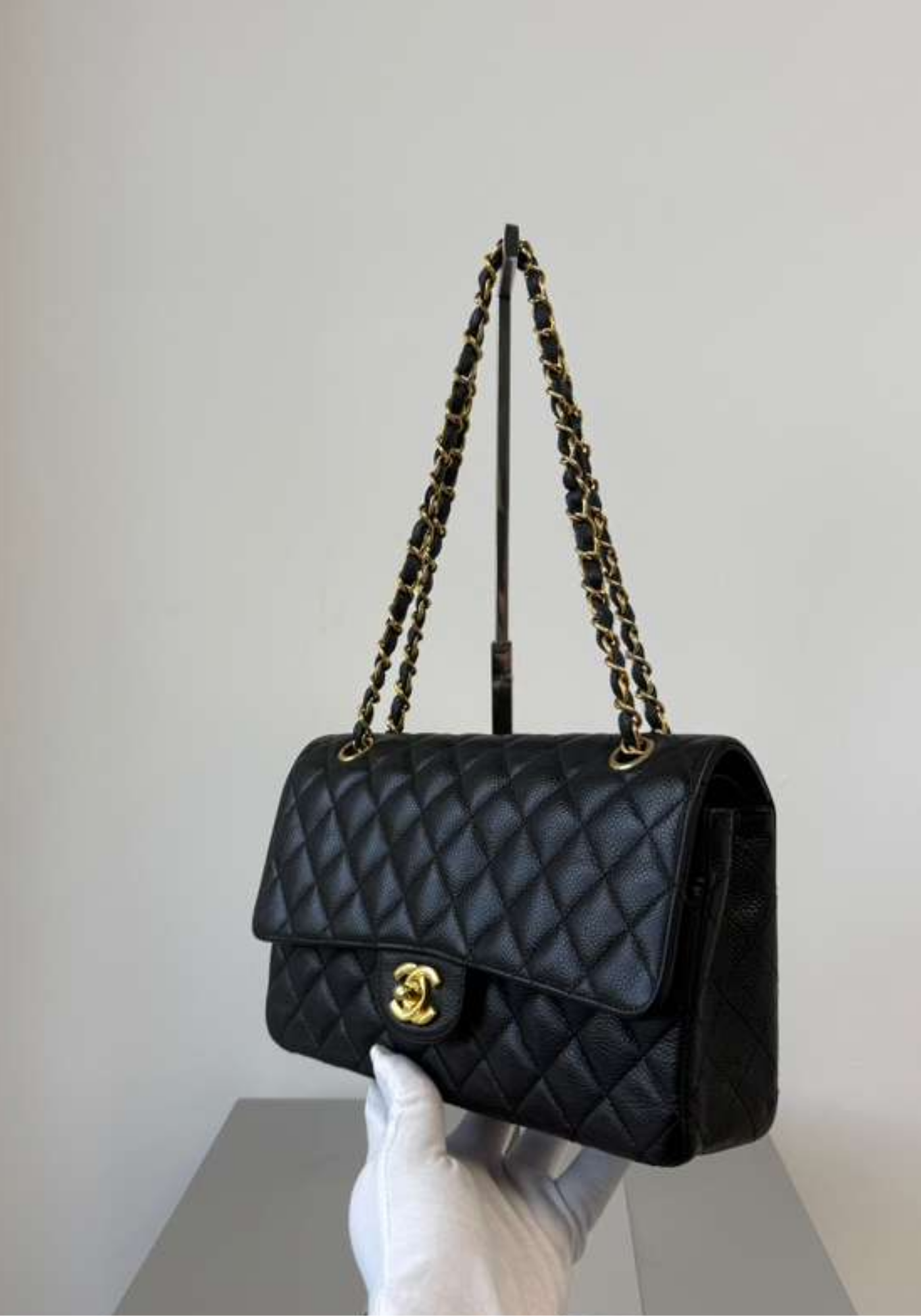 Caviar Medium Classic Flap Bag