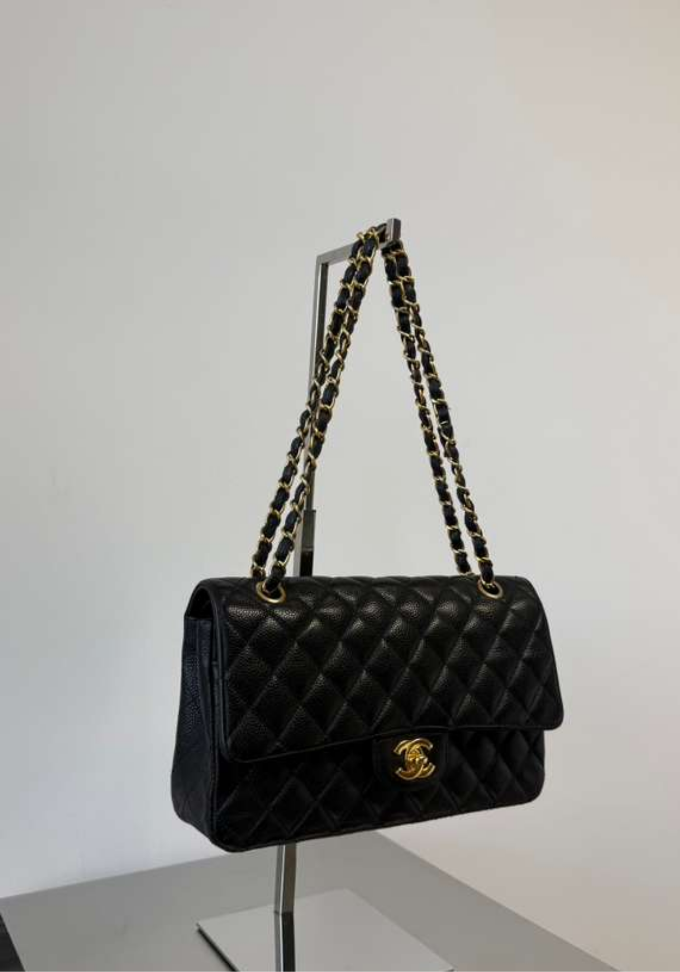 Caviar Medium Classic Flap Bag
