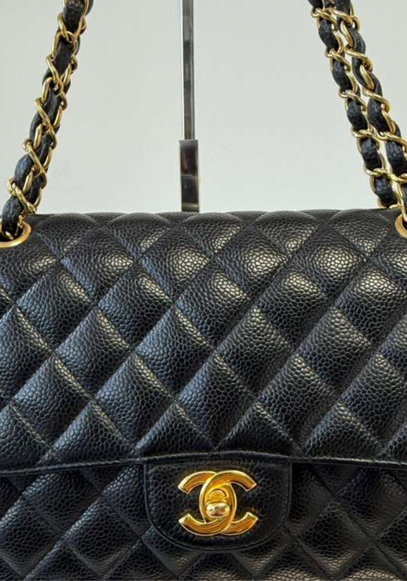 Caviar Medium Classic Flap Bag