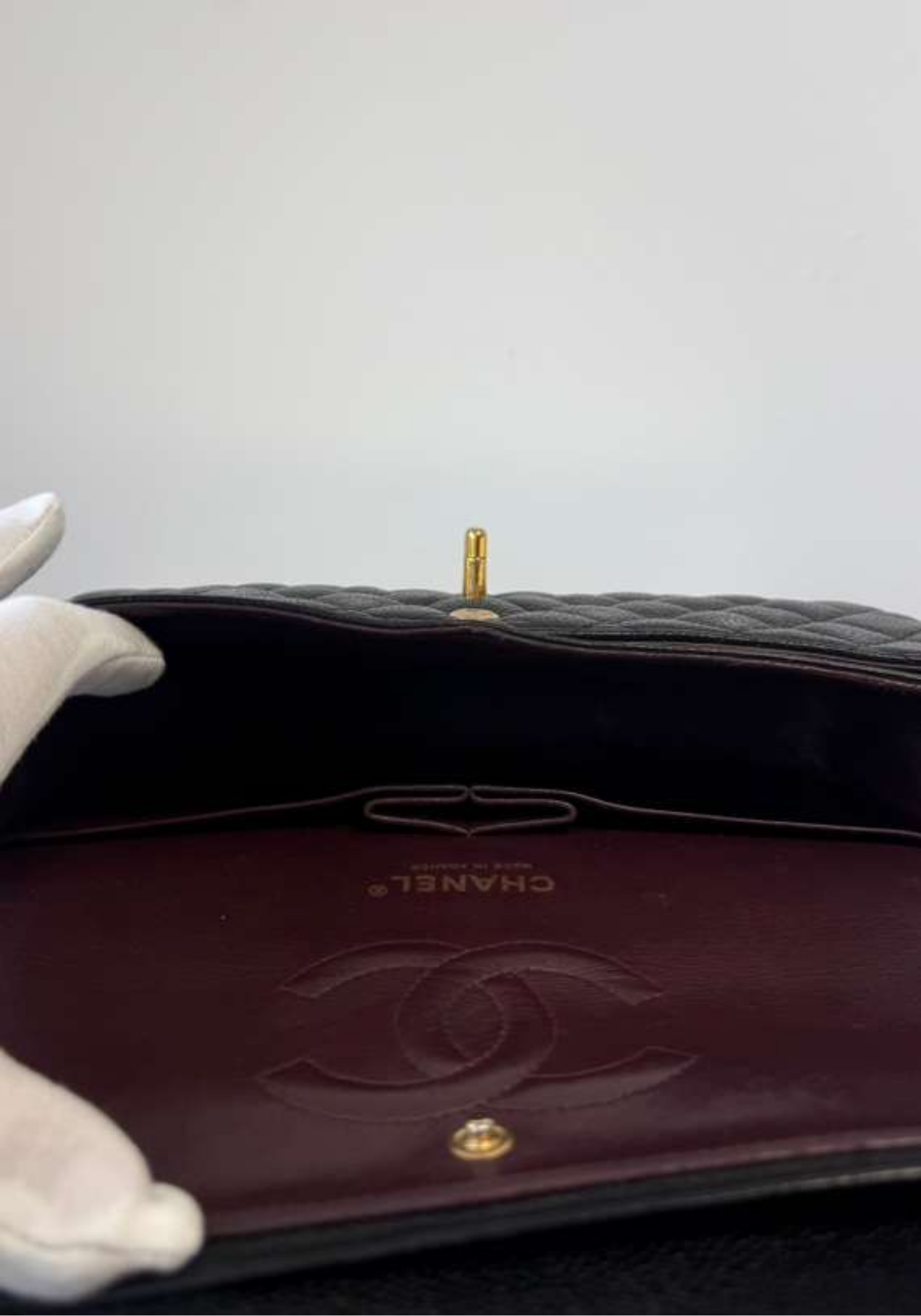 Caviar Medium Classic Flap Bag