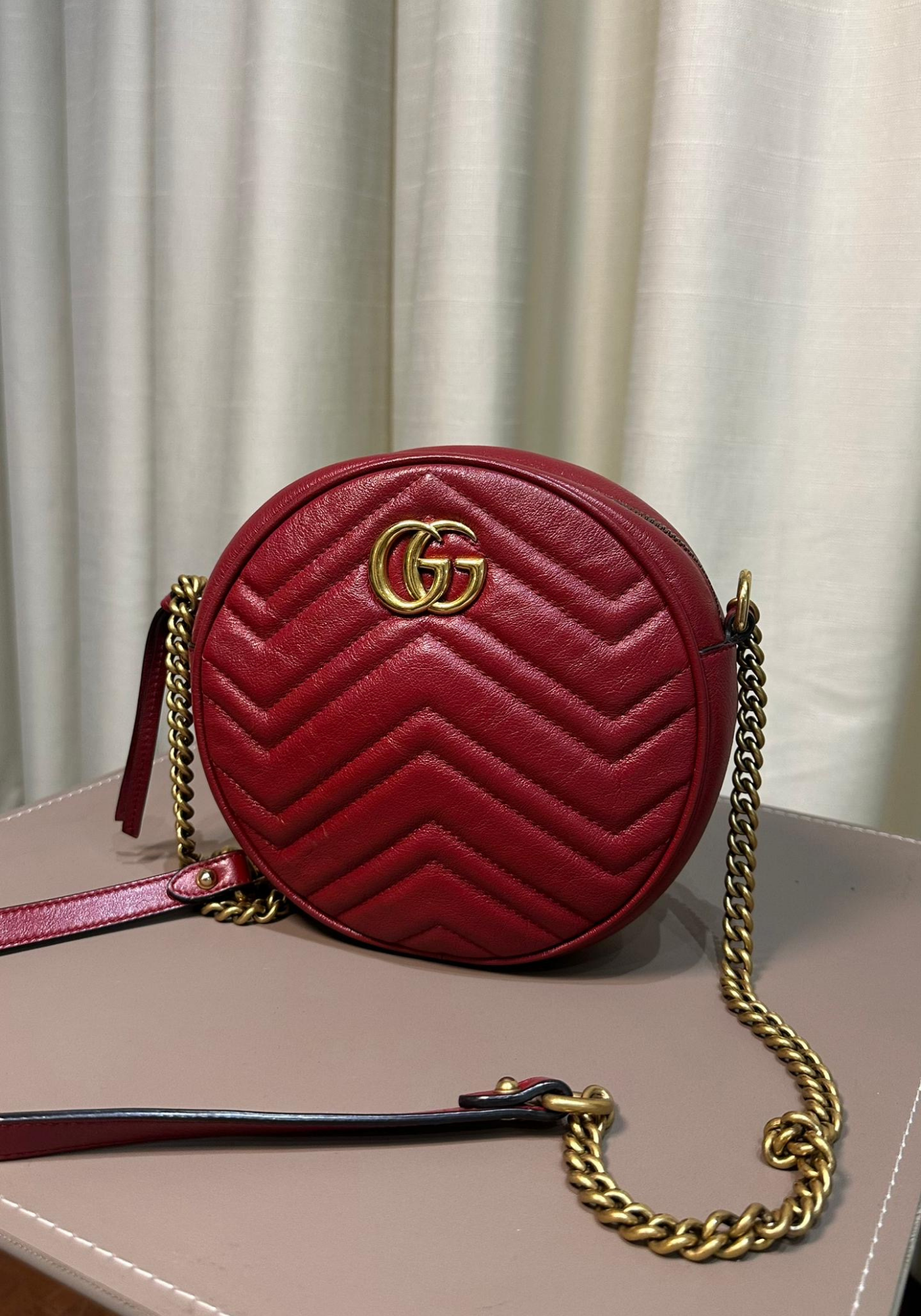 GG Marmont Mini Round