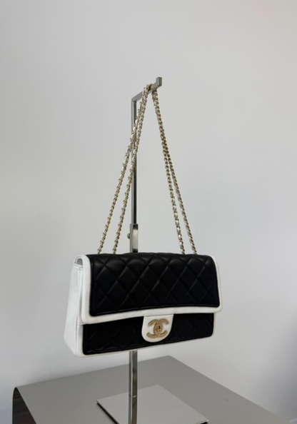 Graphic Flap Bag