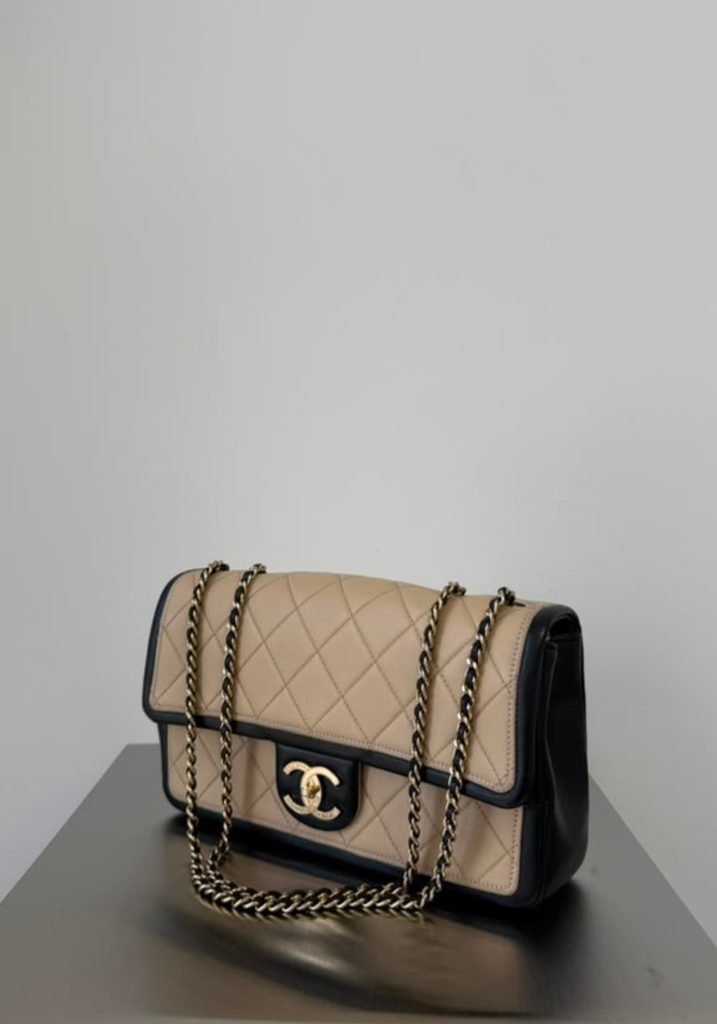 Graphic Flap Bag