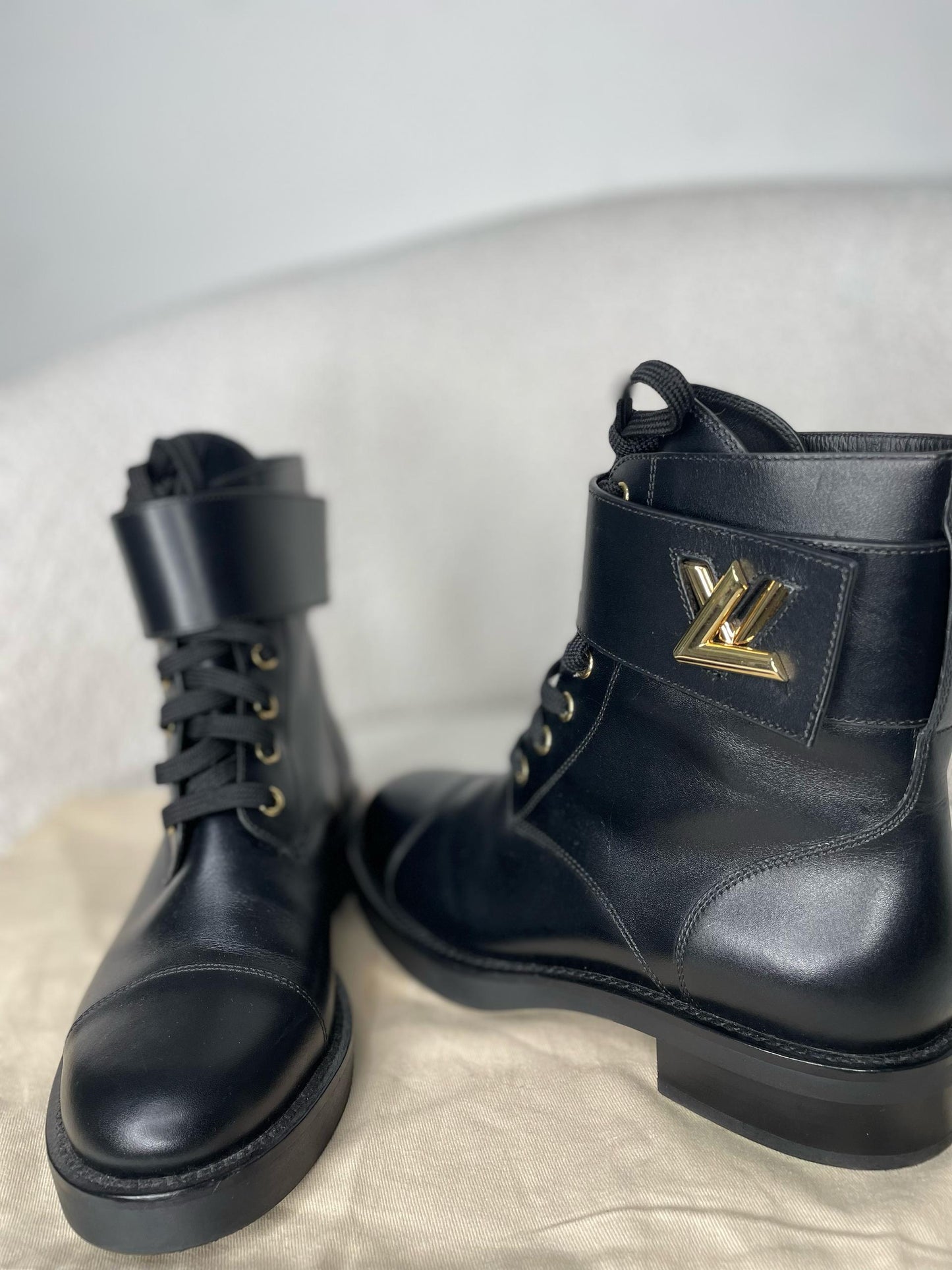 Wonderland Boots