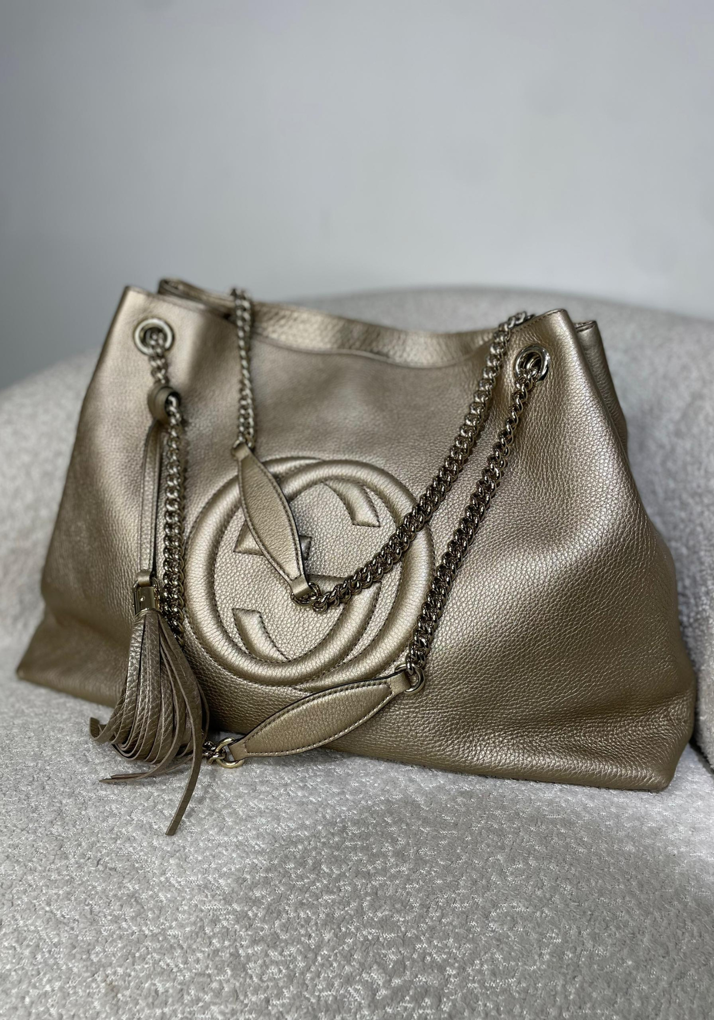 Leather Medium Soho Shoulder