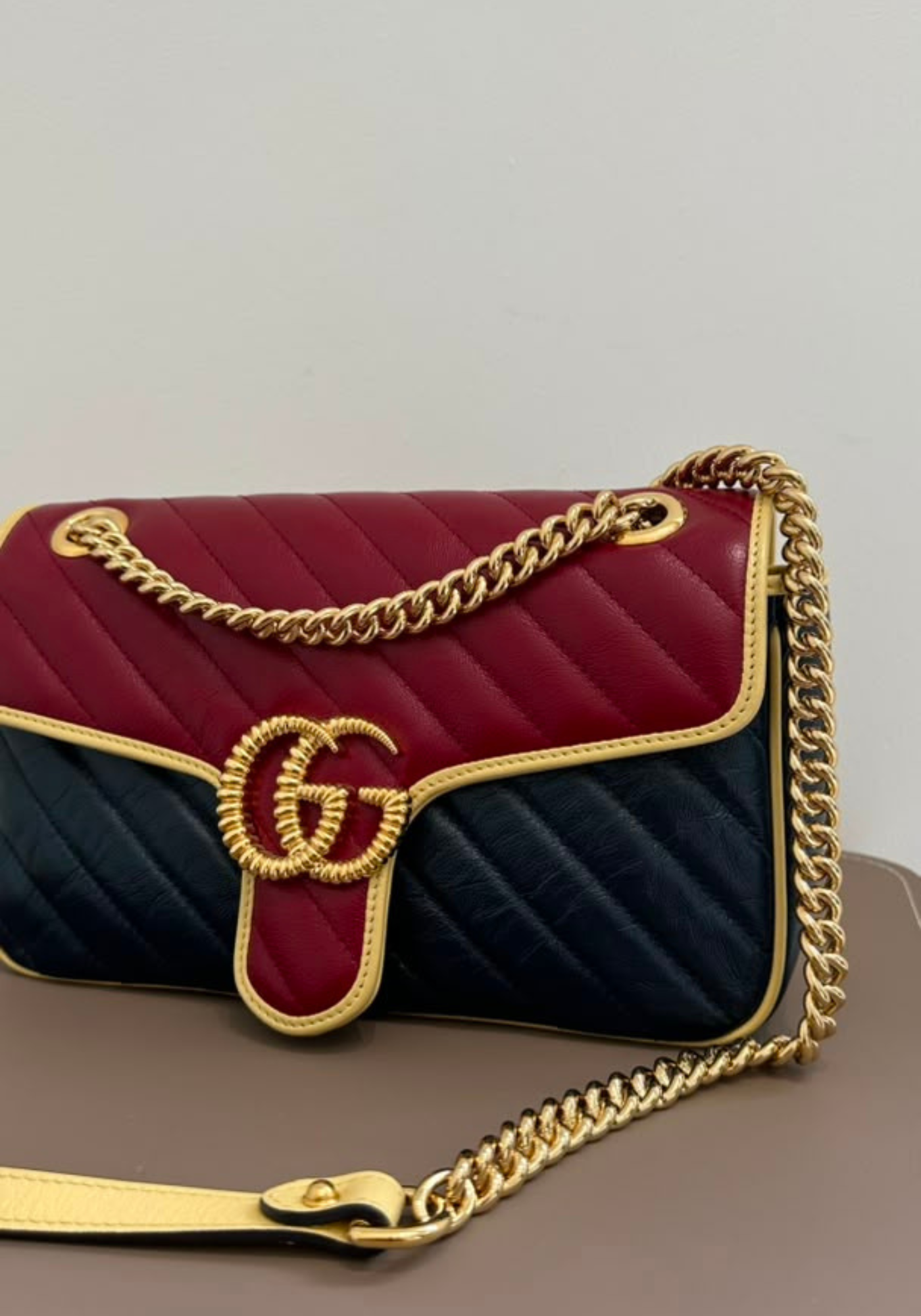 Matelassé Diagonal GG Marmont Bag