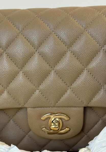 Medium Caviar Classic Flap Bag