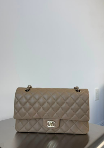 Medium Caviar Classic Flap Bag