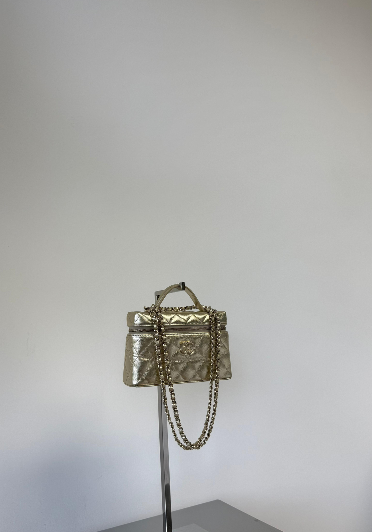Slim Vanity Handle Bag