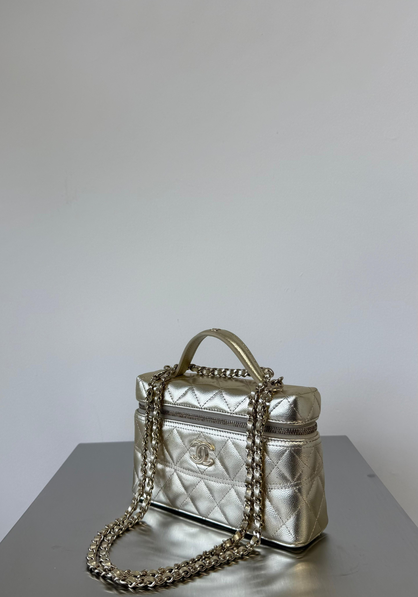 Slim Vanity Handle Bag