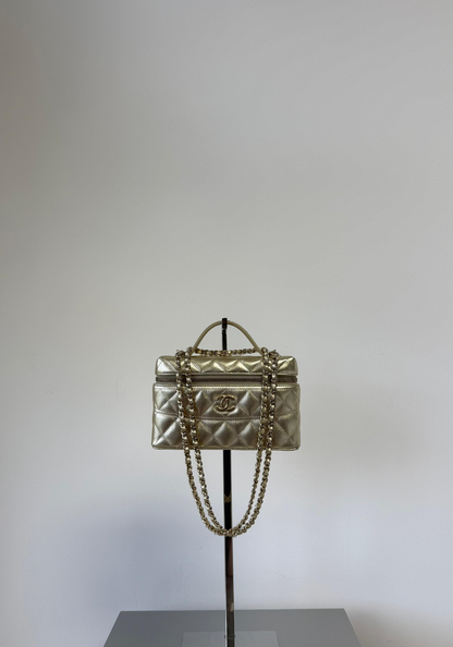 Slim Vanity Handle Bag