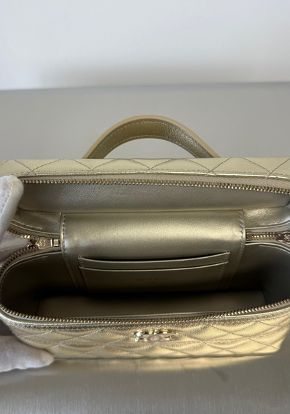 Slim Vanity Handle Bag