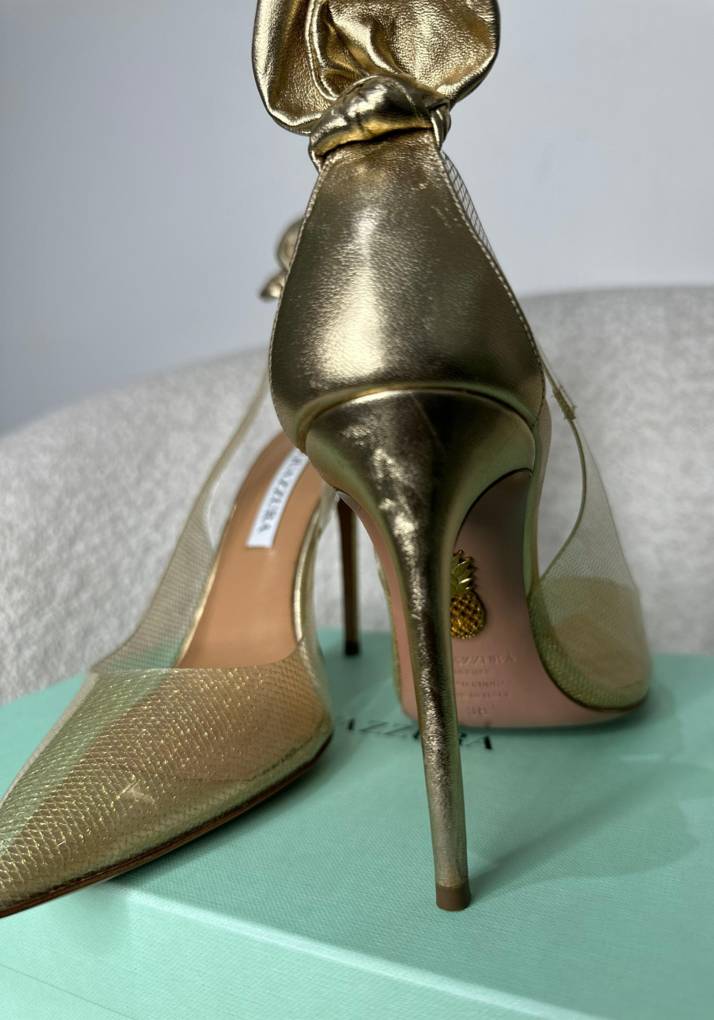 Tie Plexi 105 Pumps