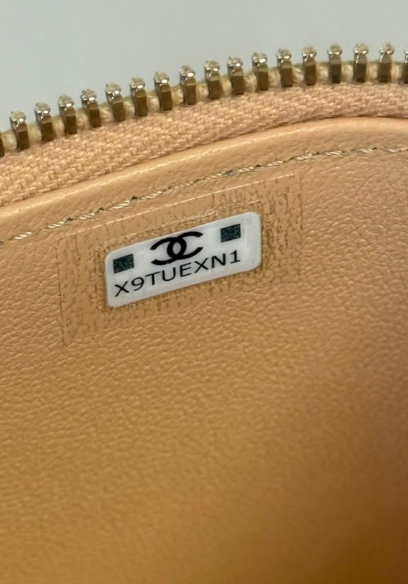 Vanity Case With Handle