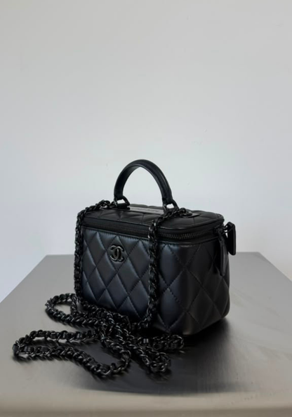 Vanity Case With Handle