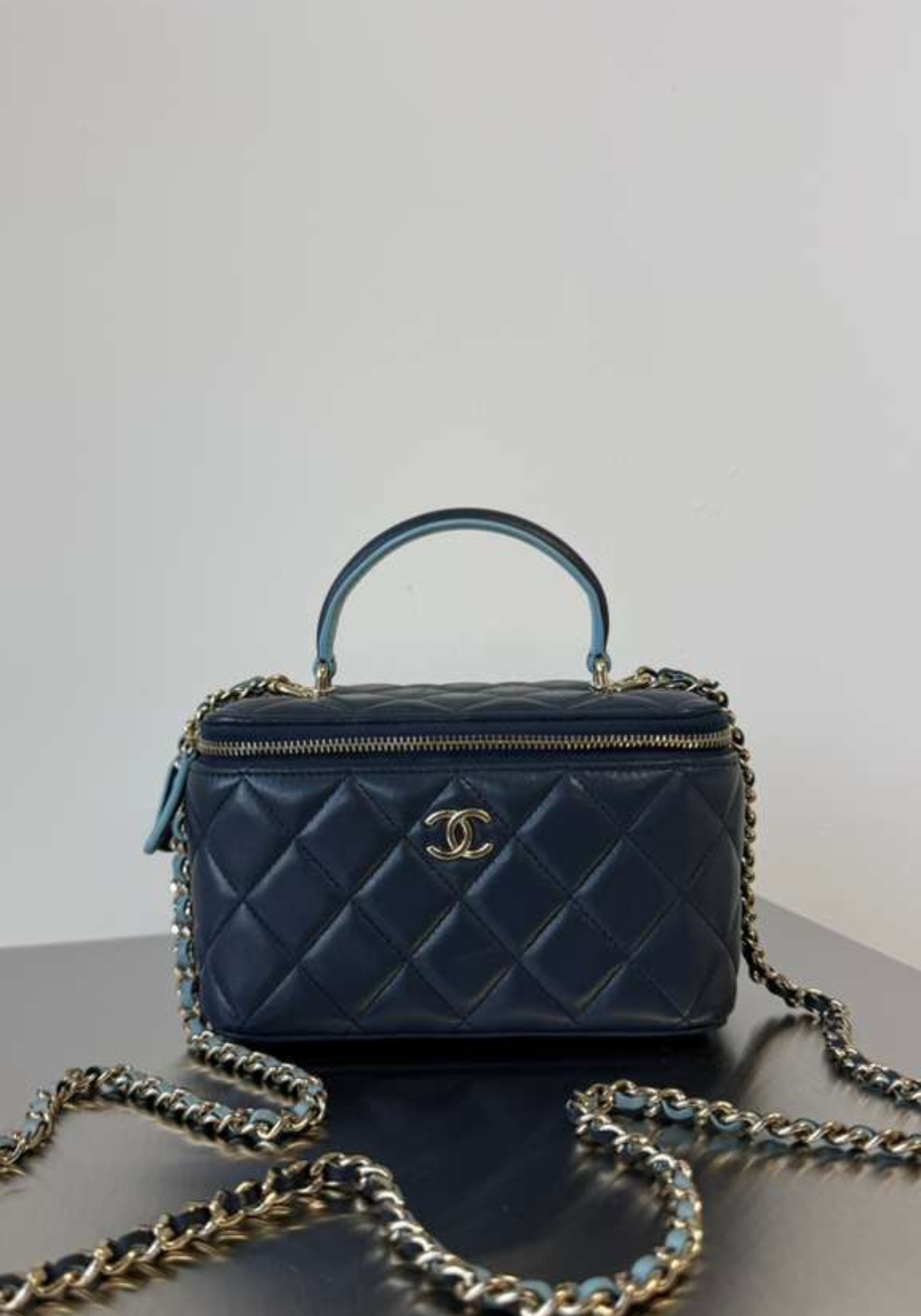 Vanity Handle Bag