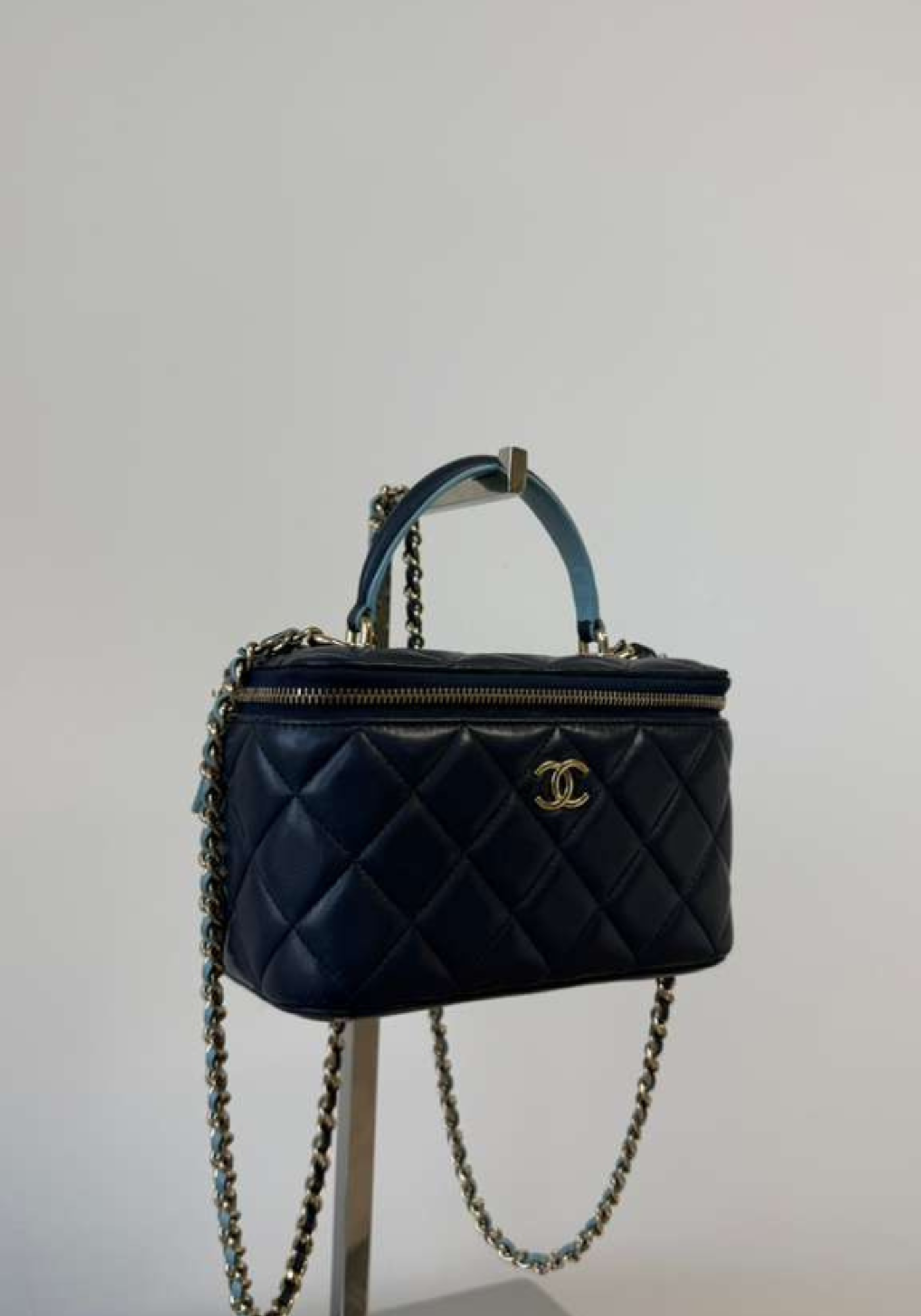Vanity Handle Bag