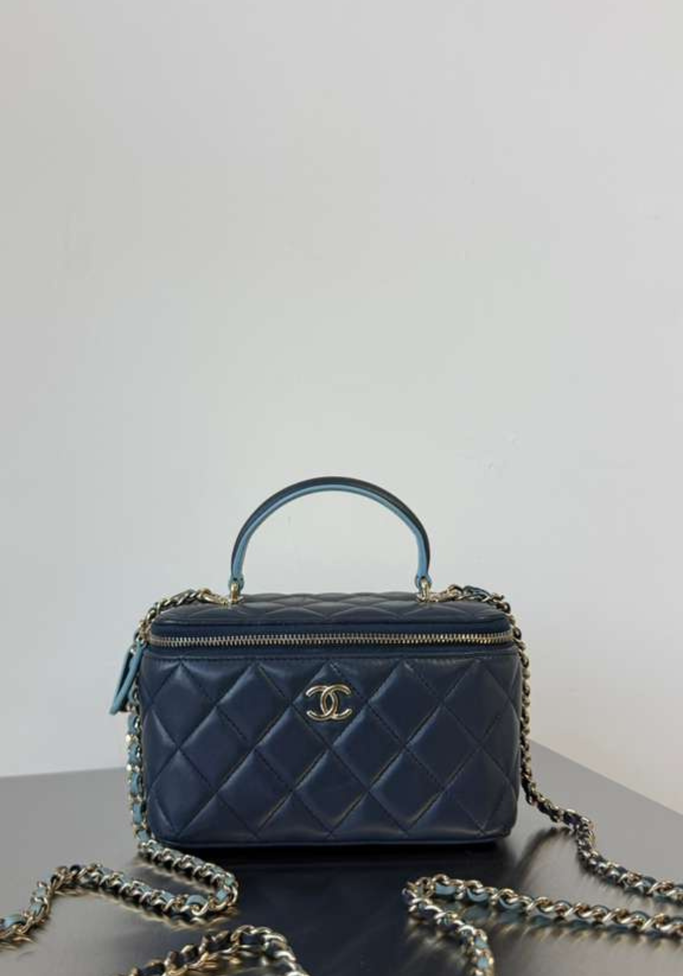 Vanity Handle Bag