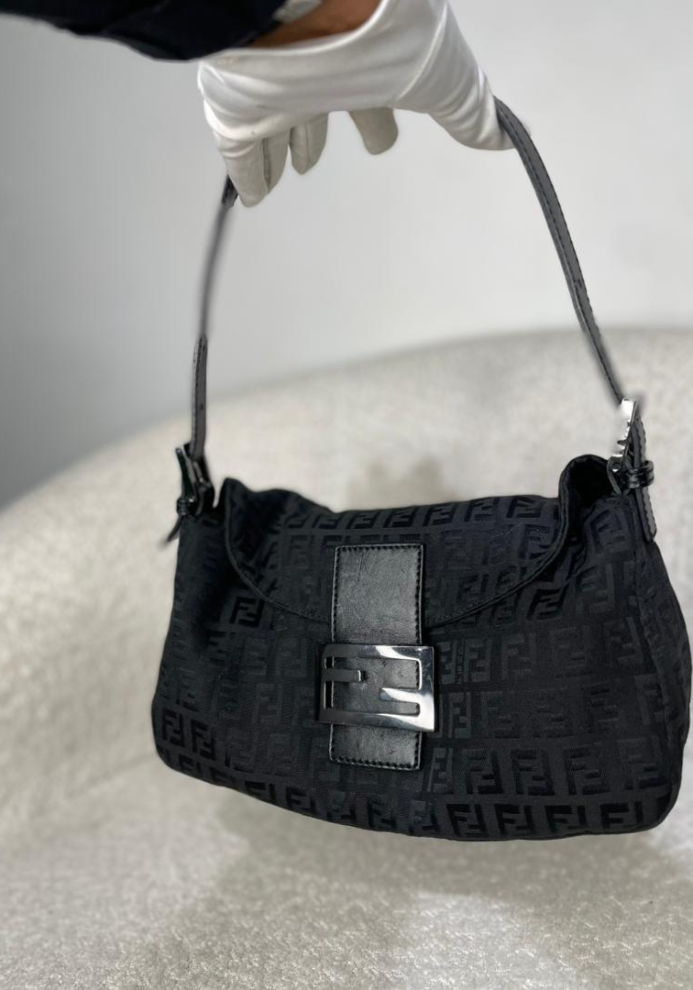 Zucca Canvas Baguette Bag